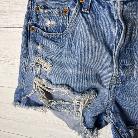 Levis Shorts Womens Size W25 Button Fly Cut Off 100% Cotton Distressed - Picture 10 of 16